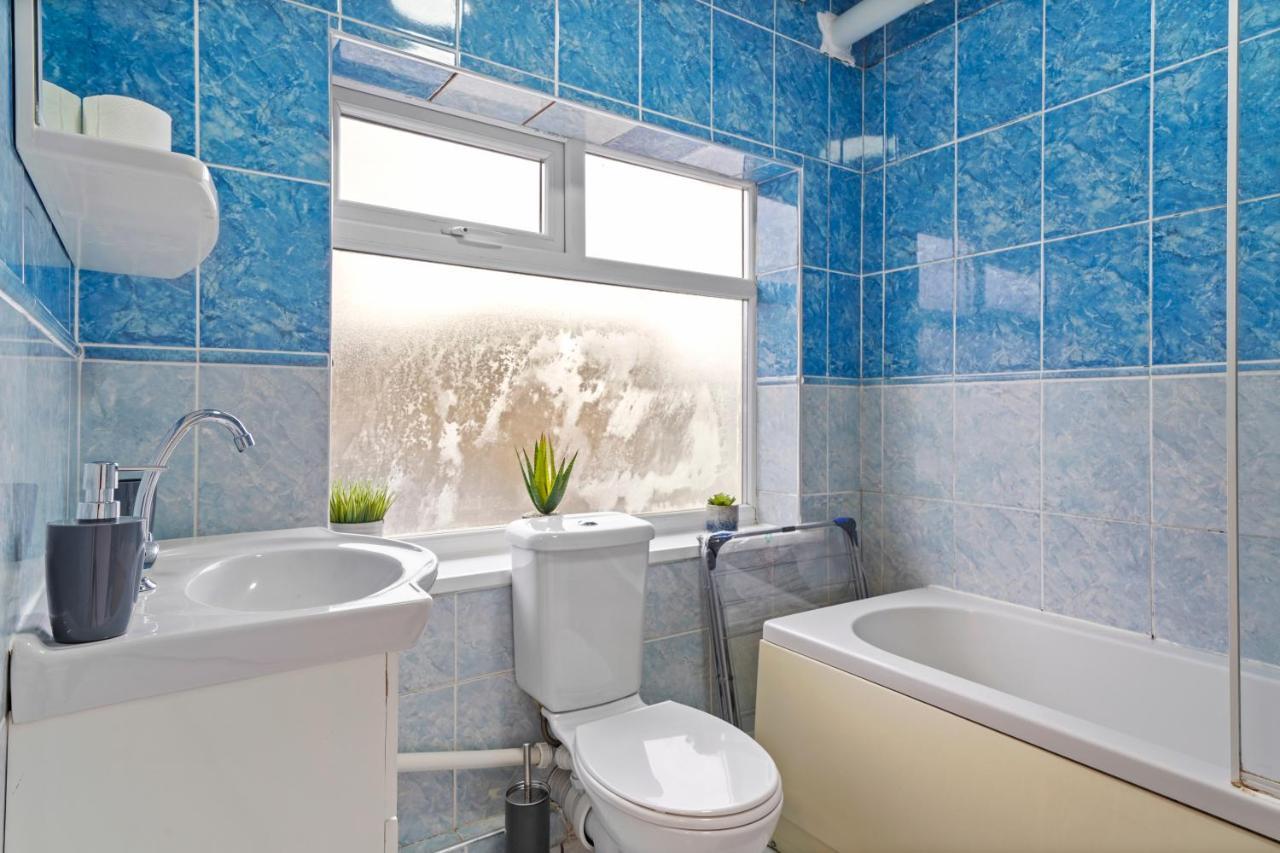 לונדון Spacious 2Br Flat In The Heart Of Angel Islington מראה חיצוני תמונה